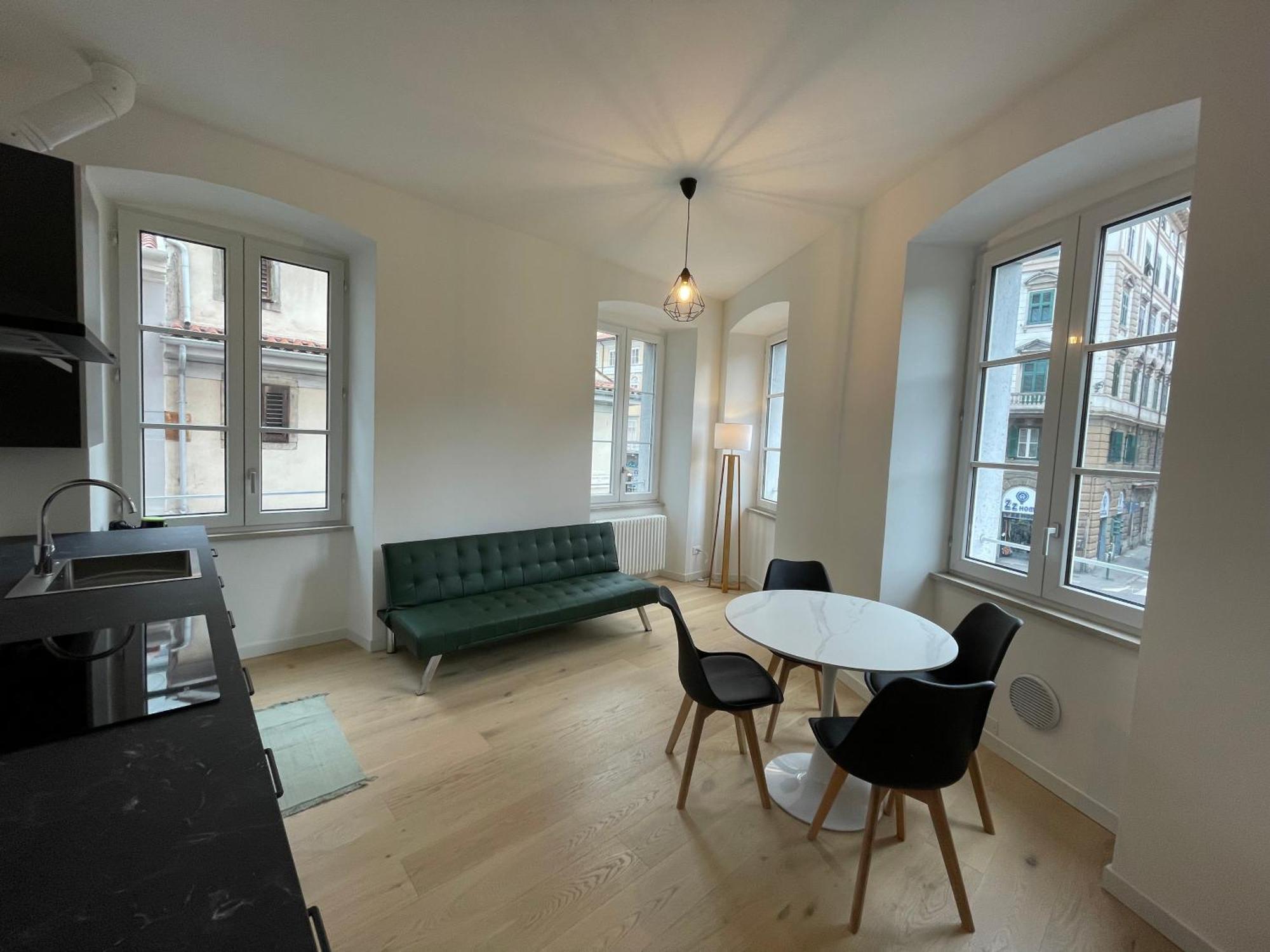 Apartamento Le Vie Del Vento - Garibaldi Trieste Exterior foto