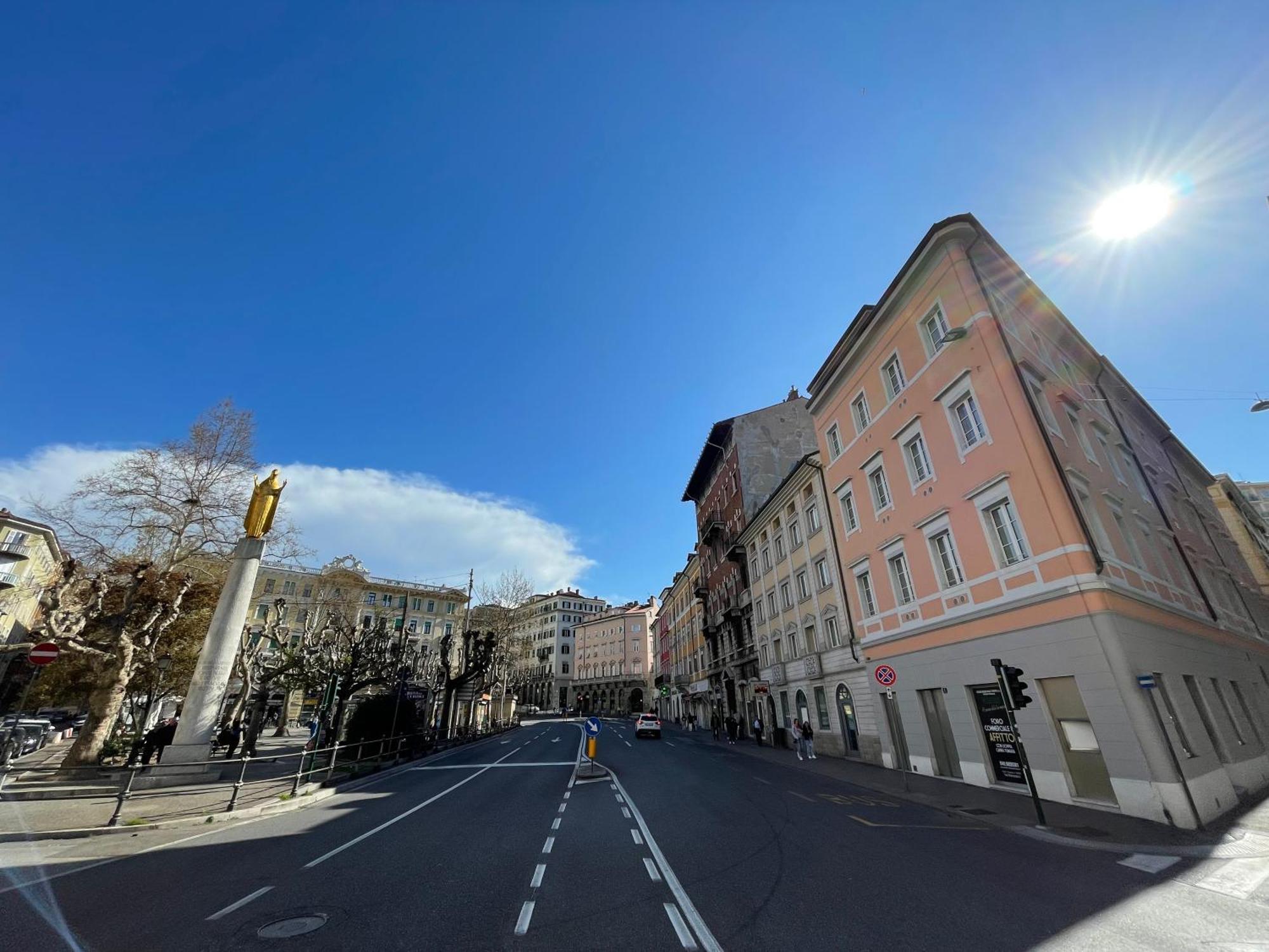 Apartamento Le Vie Del Vento - Garibaldi Trieste Exterior foto